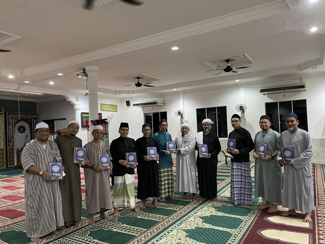 Wakaf Al Quran Di Masjid Bangka-Bangka